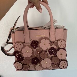 Pink floral Liz Claiborne small to medium tote/crossbody🌸